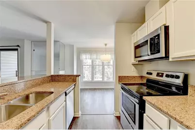 911 Garden Court #911, Atlanta, GA 30328 - Photo 18