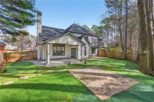 250 Haydens Walk Ct, Johns Creek, GA 30022 - Photo 4