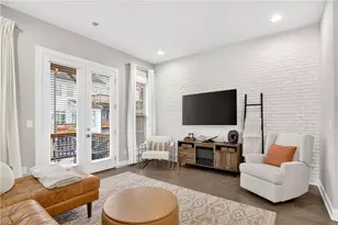 4302 Parkside Pl, Atlanta, GA 30342 - Photo 12