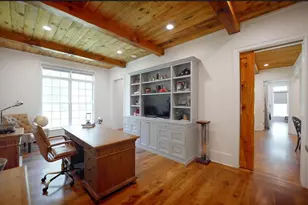 5360 Lake Forrest Dr, Atlanta, GA 30342 - Photo 36