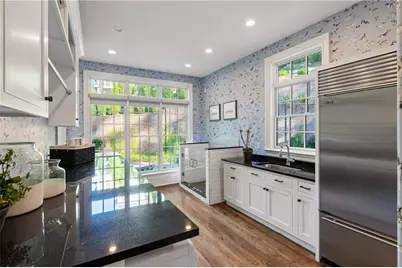 5360 Lake Forrest Drive, Atlanta, GA 30342 - Photo 30