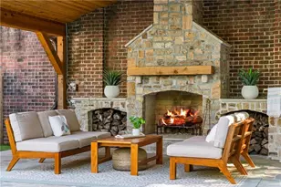 5360 Lake Forrest Dr, Atlanta, GA 30342 - Photo 4