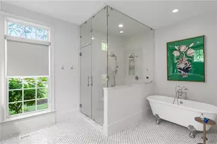 5360 Lake Forrest Dr, Atlanta, GA 30342 - Photo 38