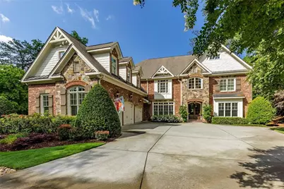 5284 Vernon Springs Trail NW, Sandy Springs, GA 30327 - Photo 2