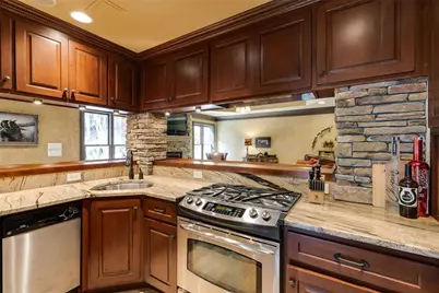 5284 Vernon Springs Trail NW, Sandy Springs, GA 30327 - Photo 36