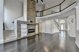 1255 Beacon Hill Crossing, Alpharetta, GA 30005 - Photo 14