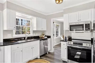 5121 Davantry Drive, Atlanta, GA 30338 - Photo 10