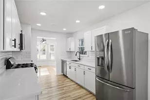 880 White Stag Ln, Canton, GA 30115 - Photo 6