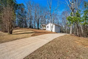 880 White Stag Ln, Canton, GA 30115 - Photo 36