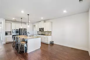 7655 Farrow Pass Cir, Cumming, GA 30028 - Photo 20