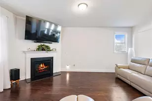 7655 Farrow Pass Cir, Cumming, GA 30028 - Photo 16