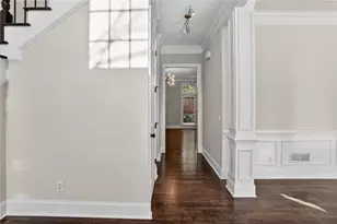 1128 Ashton Bluff Dr NE, Atlanta, GA 30319 - Photo 2