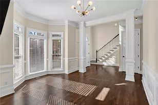 1128 Ashton Bluff Dr NE, Atlanta, GA 30319 - Photo 4