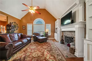 141 N Springs Dr, Acworth, GA 30101 - Photo 6