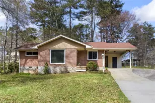 2042 Shady Ln, Tucker, GA 30084 - Photo 2