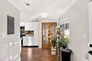 6354 Shannon Pkwy, Union City, GA 30291 - Photo 14