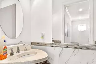 6354 Shannon Pkwy, Union City, GA 30291 - Photo 18