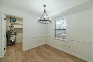 1678 Pounds Rd, Stone Mountain, GA 30087 - Photo 10