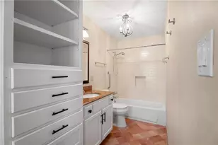 6 Scotland Pl NW, Atlanta, GA 30318 - Photo 18