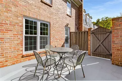 6 Scotland Place NW, Atlanta, GA 30318 - Photo 14