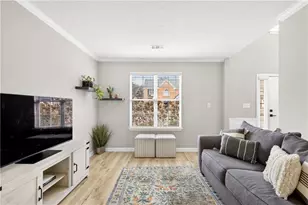 11065 Crabapple Lake Dr, Roswell, GA 30076 - Photo 8