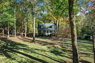 4230 Jonathan Ln, Cumming, GA 30040 - Photo 4