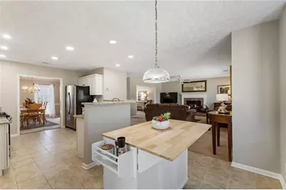 6650 Curvet Court, Cumming, GA 30040 - Photo 4