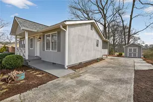 190 Chestnut Street NE, Fairburn, GA 30213 - Photo 22