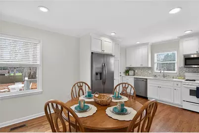 190 Chestnut Street NE, Fairburn, GA 30213 - Photo 14