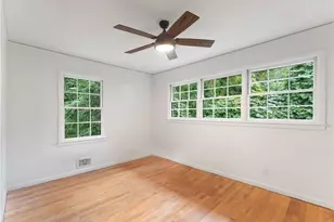 1685 Dunwoody Pl NE, Atlanta, GA 30324 - Photo 4