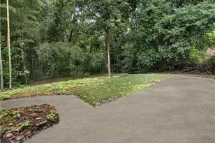 1685 Dunwoody Pl NE, Atlanta, GA 30324 - Photo 24