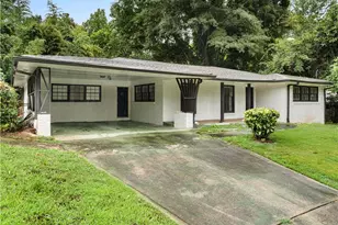 1685 Dunwoody Pl NE, Atlanta, GA 30324 - Photo 1