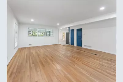 1685 Dunwoody Place NE, Atlanta, GA 30324 - Photo 6