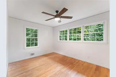 1685 Dunwoody Place NE, Atlanta, GA 30324 - Photo 8