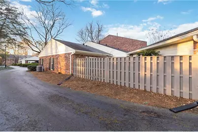 262 The South Chace, Atlanta, GA 30328 - Photo 24