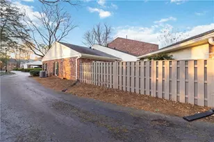 262 The South Chace, Atlanta, GA 30328 - Photo 24