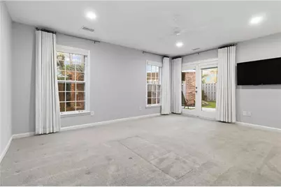 262 The South Chace, Atlanta, GA 30328 - Photo 12