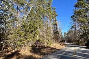 25 Skyview Dr, Social Circle, GA 30025 - Photo 2