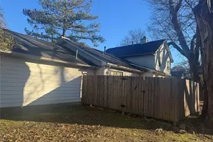 5841 Summerglen Ln, Atlanta, GA 30349 - Photo 2