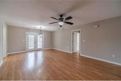 119 W Ash Street, Social Circle, GA 30025 - Photo 10