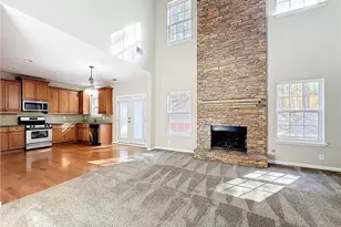 262 Lilyfield Ln, Acworth, GA 30101 - Photo 10