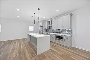 1386 Elizabeth Ave SW, Atlanta, GA 30310 - Photo 6