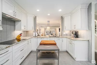 8 Alston Place NE, Atlanta, GA 30324 - Photo 12