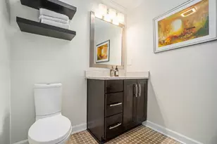 8 Alston Pl NE, Atlanta, GA 30324 - Photo 26