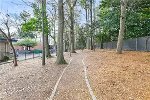 4300 Roswell Rd NE, Atlanta, GA 30342 - Photo 28