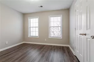 652 Stonemill Manor, Lithonia, GA 30058 - Photo 12