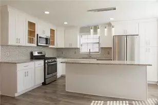 3325 Estate Lake Dr, Fairburn, GA 30213 - Photo 4