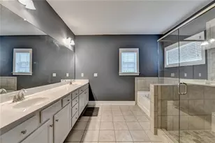 5525 Mirror Lake Dr, Cumming, GA 30028 - Photo 28