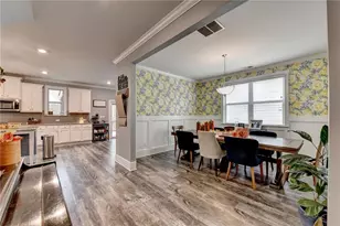 5525 Mirror Lake Dr, Cumming, GA 30028 - Photo 6