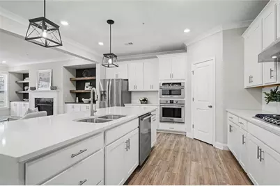 99 W Dixie Avenue SE, Marietta, GA 30008 - Photo 12